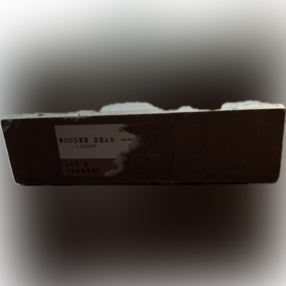 Wooden Bear on wooden stand - Picture 2 of 2